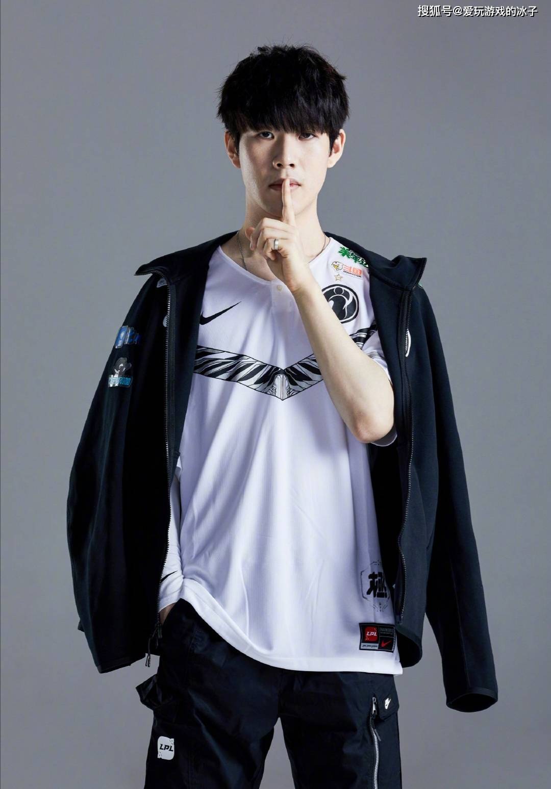 Rex Regum Qeon 从太平洋地区获得2025年电子竞技世界杯资格